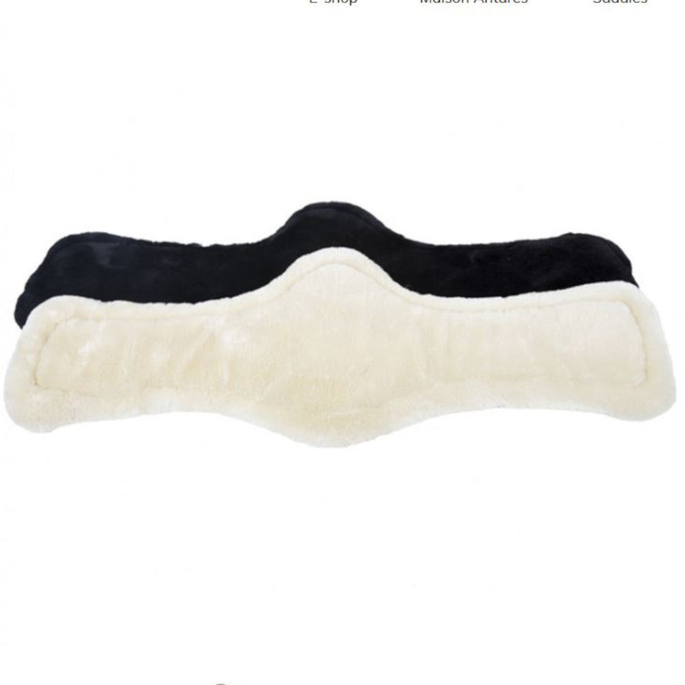 Short Classic Sheepskin Girth